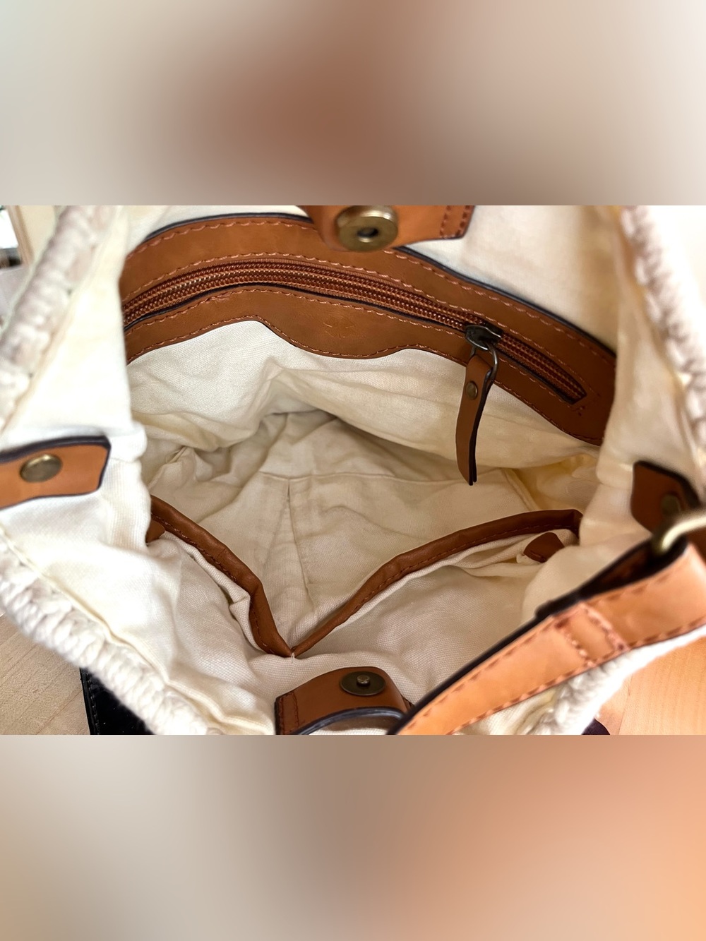 Lucky Brand Daisy Boho Cream Macramé Crossbody Bag with Chain Strap - Picture 8 of 8